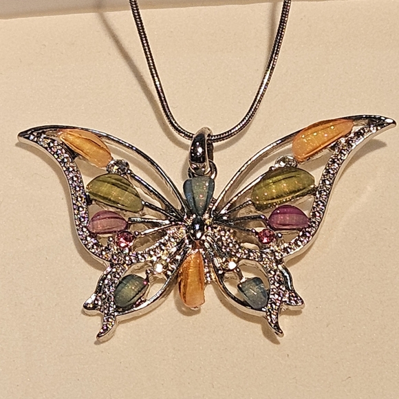Butterfly Beaded Silver Necklace - Picture 8 of 11